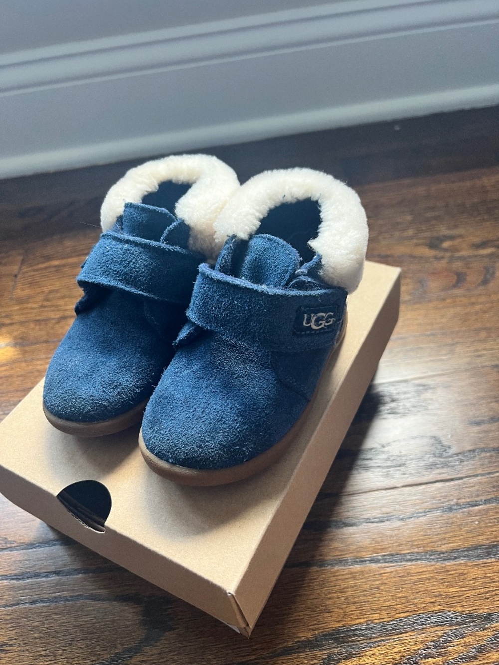 UGG Baby/Toddler Blue Suede Boots Size 6